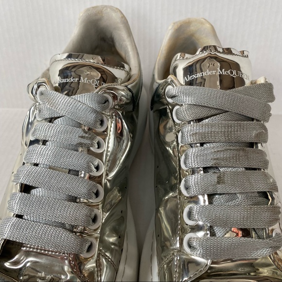 Alexander McQueen Oversized Sneakers - Picture 9 of 15